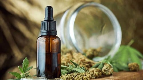 França intensifica controle sobre alimentos com CBD e setor reage com ameaça de ação judicial